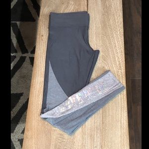 PINK Victoria’s Secret Yoga Leggings Sequins Sz M